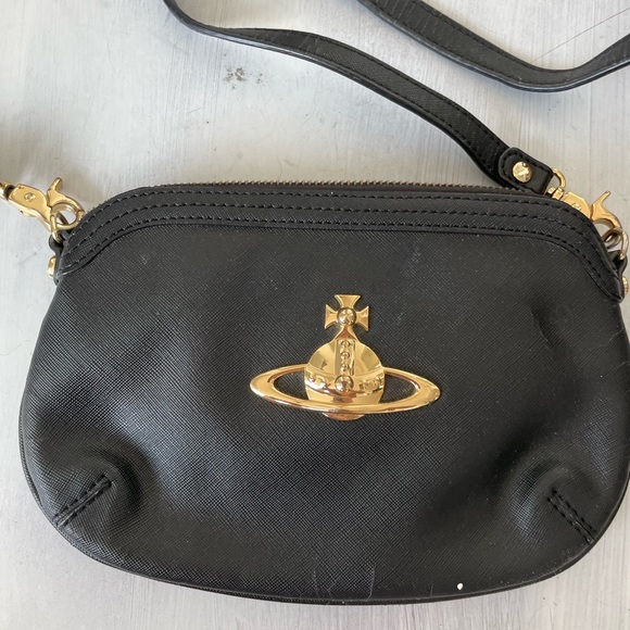 ❌SOLD❌Vivienne Westwood Orb Logo Crossbody Bag Black Leather - Picture 3 of 13